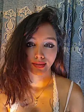 Queen_From_Hell Show in webcam