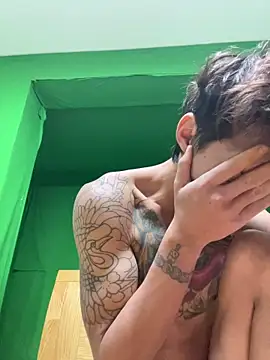 -OvO-'s Webcam Show