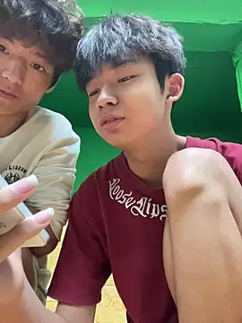 -OvO- 现场性爱视讯表演