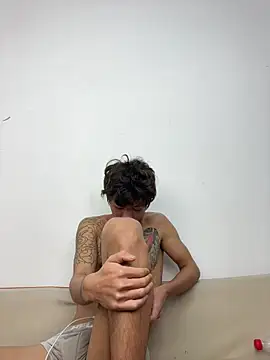 -OvO-'s Webcam Show