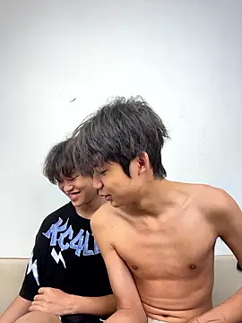 -OvO- 在線直播表演