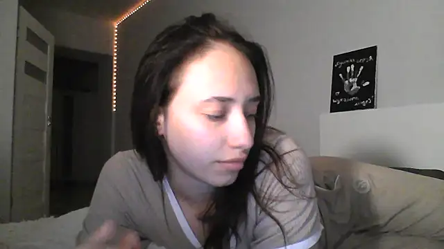 DarkMirel's Webcam Show
