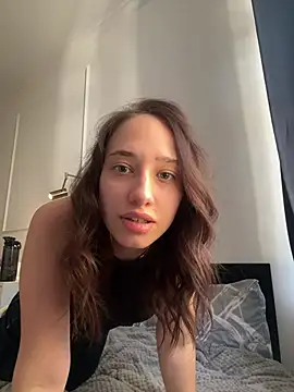 Show modela DarkMirel na web-kameri