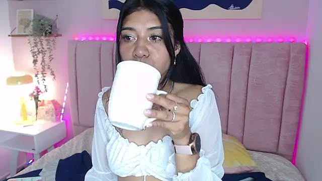 Shamel_Brm's Live XXX Chat