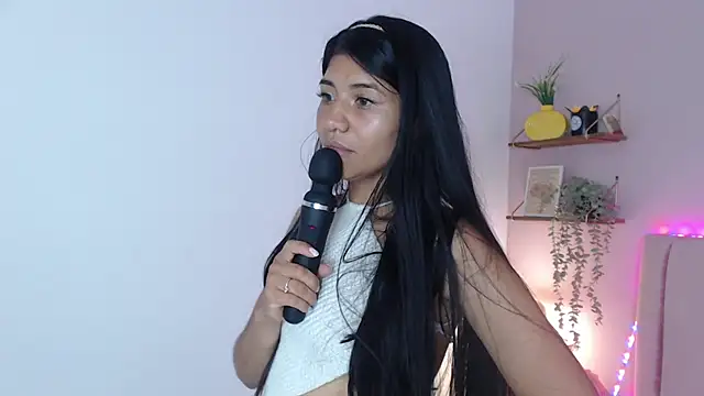 Shamel_Brm Adlı Modelin Canlı XXX Sohbeti