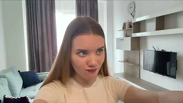 doana_bebriti's Webcam Show