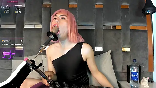 Abby_Queen69  のウェブカメラショー