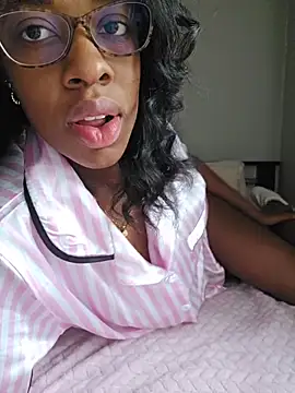 Czat XXX na żywo – Im_Camila__