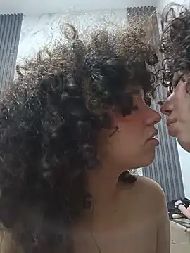 Chat +18 de Cutecurly ao vivo