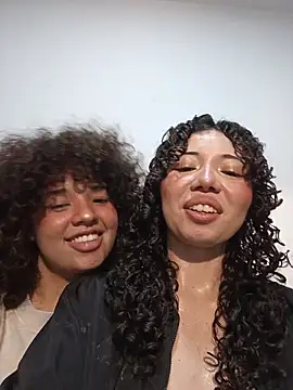 Cutecurly Webcamshow