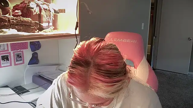 MUSCLEMOMMY1365 webkamerás műsora