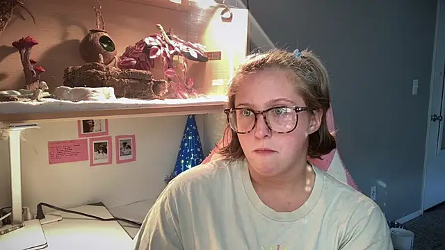 Webkamerová show MUSCLEMOMMY1365