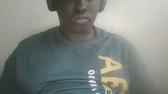 KIngAtlasMensah Pertunjukan Webcam