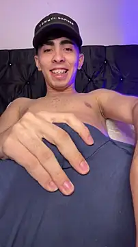 Webkamerová show michaell_twinkk