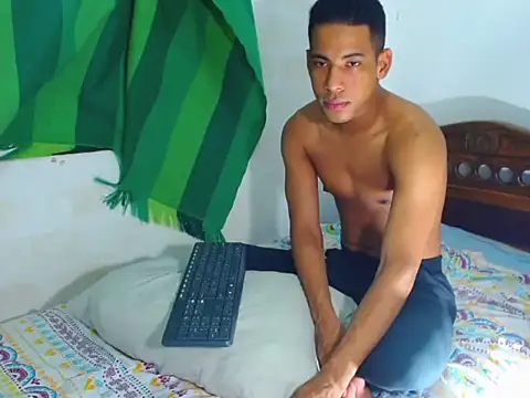 LuigiLuxs – webcam-show
