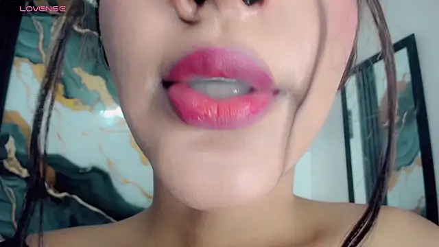 Alejandra_montenegro's Live XXX Chat