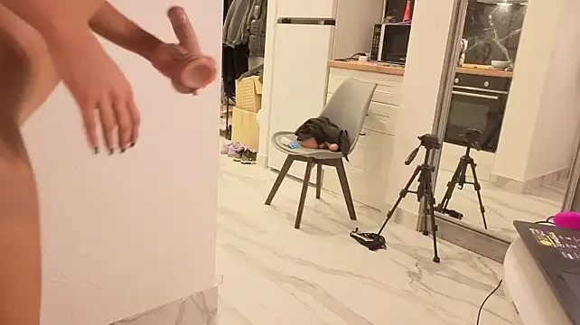 Theladyofdiamonds Webcam show