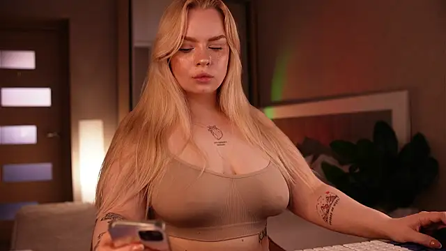 แชท XXX สดของ LisaLove3