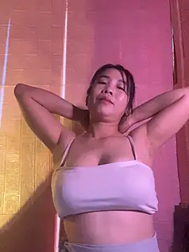 Best-nude webkamerás műsora