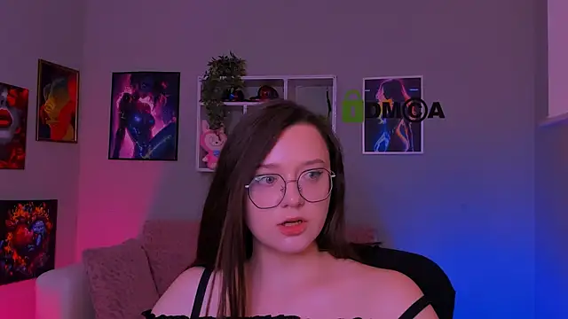 Chatroom XXX en direct de nymira