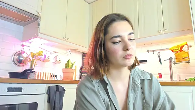 LiyaFly's Live XXX Chat