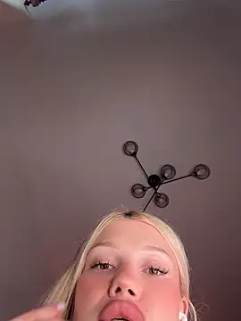 _Miray___ Adlı Modelin Web Kamerası Şovu