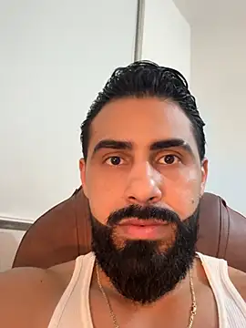 Ryan_Black3 Show in webcam