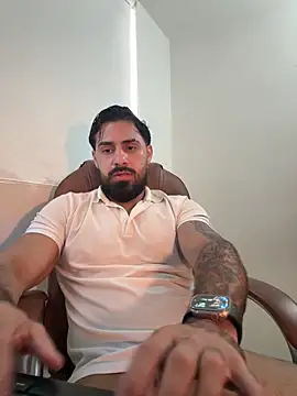 Ryan_Black3 Show Webcam