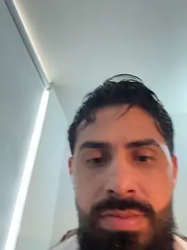 Ryan_Black3 Show Webcam