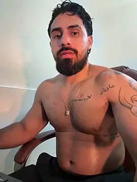 Ryan_Black3 Show in webcam