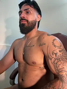 Ryan_Black3 Show Webcam