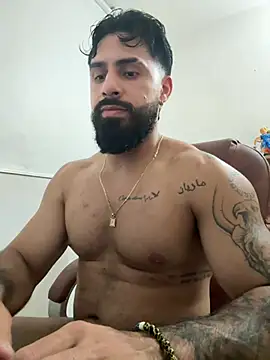 Ryan_Black3 Show Webcam