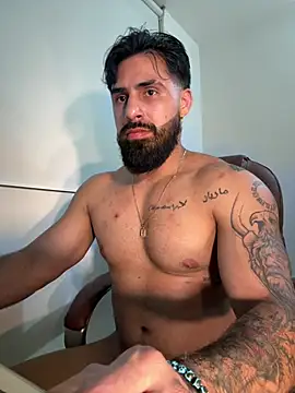 Ryan_Black3 Show in webcam