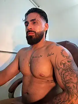 Ryan_Black3 Show in webcam