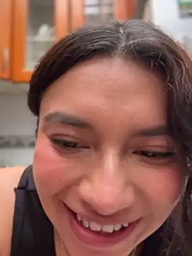CocoaGigiMuse's Live Chat Room