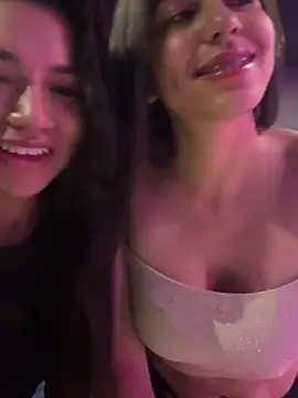 CocoaGigiMuse Live XXX-Chat