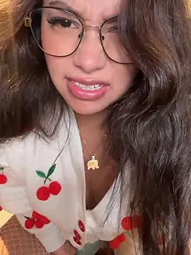 CocoaGigiMuse XXX чат на живо