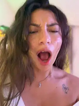 دردشة CocoaGigiMuse الجنسية المباشرة