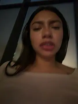 CocoaGigiMuse Chat XXX live
