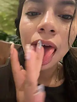 CocoaGigiMuse's Webcam Show