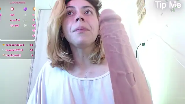 aprildumont Adlı Modelin Canlı XXX Sohbeti