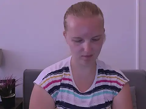 RoseTeacherX Chat XXX in diretta
