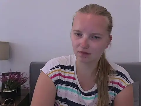 Chat +18 de RoseTeacherX ao vivo