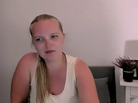 Chat +18 de RoseTeacherX ao vivo