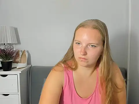 RoseTeacherX Adlı Modelin Canlı XXX Sohbeti
