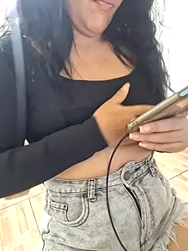 Show de euahotmarii3 na webcam
