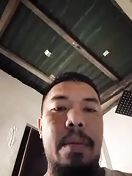 yackyummy 网络视讯表演