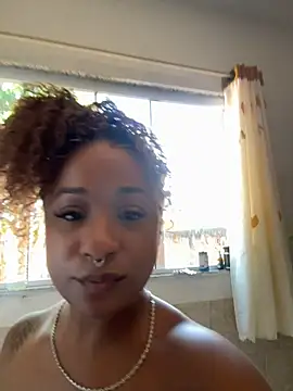 Show de webcam de EbonyGoddess_Servant