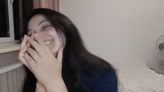 Онлайн чат XXX _Mikky_lil_