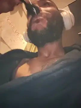 awwbabyyes77's Webcam Show
